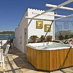 2* Pensión Mar De